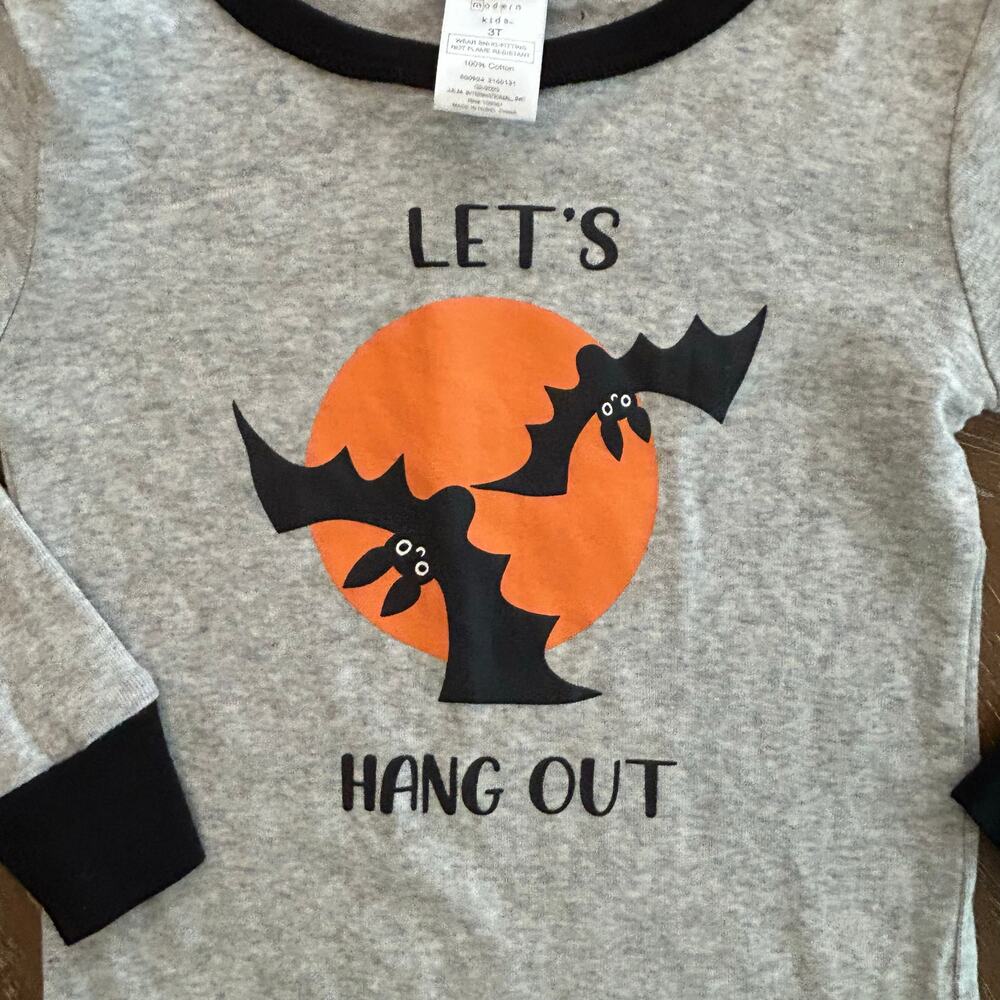 NWOT-Modern Kids "Lets Hang Out" Bat Long Sleeve Shirt-Size 3T - Picture 6 of 6